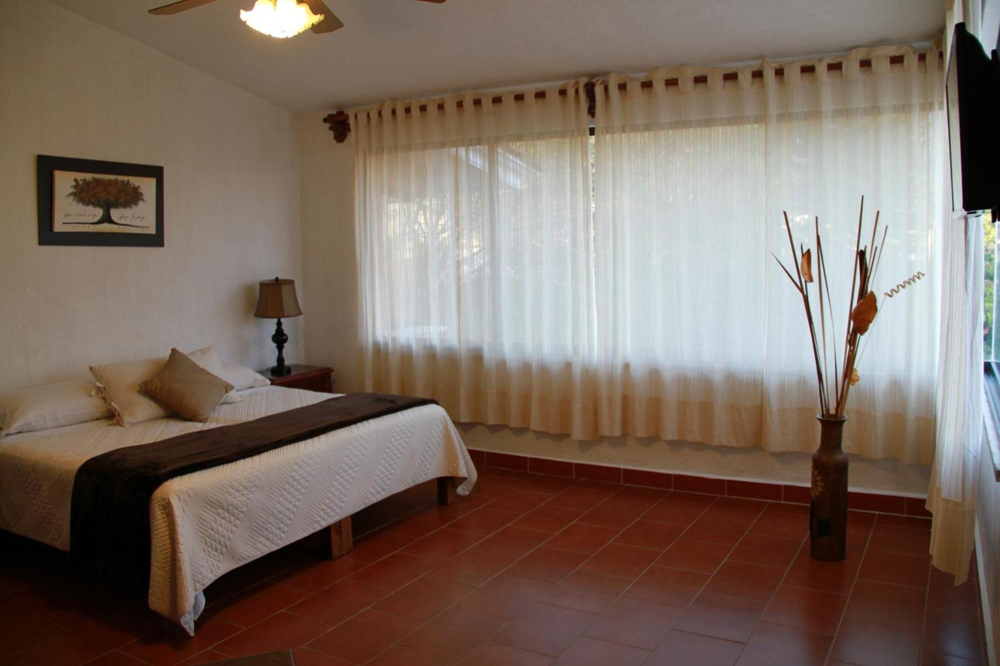Hotel Quinta Del Sol เตโปซตลัน ภายนอก รูปภาพ