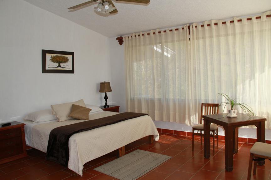 Hotel Quinta Del Sol เตโปซตลัน ภายนอก รูปภาพ
