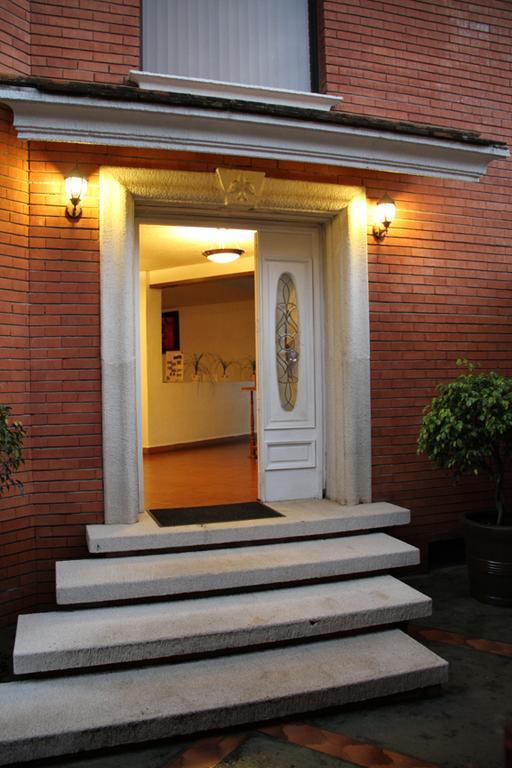 Hotel Quinta Del Sol เตโปซตลัน ภายนอก รูปภาพ